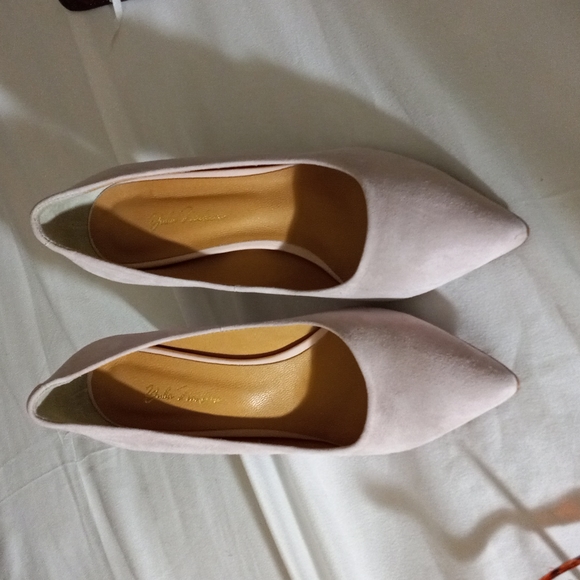 YULIA NADEEVA Pink Bridal Shoes Pumps Heels Soft Suede Sz 38 New - Picture 1 of 12